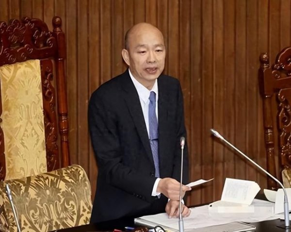融金牛 韩国瑜敲槌！台湾每人将普发1万元新台币现金，今年10月底之前执行